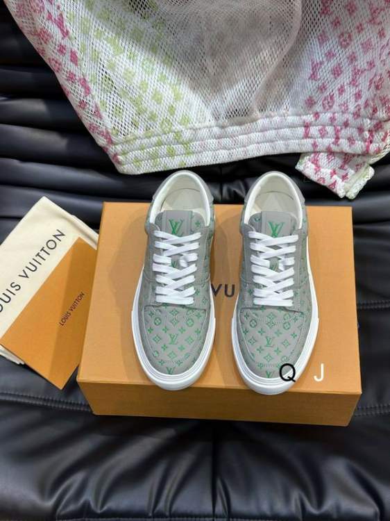 Picture of Louis Vuitton Shoes _SKULVsz38-44J100112907